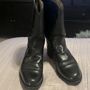 Women’s Black Leather Roper Boots